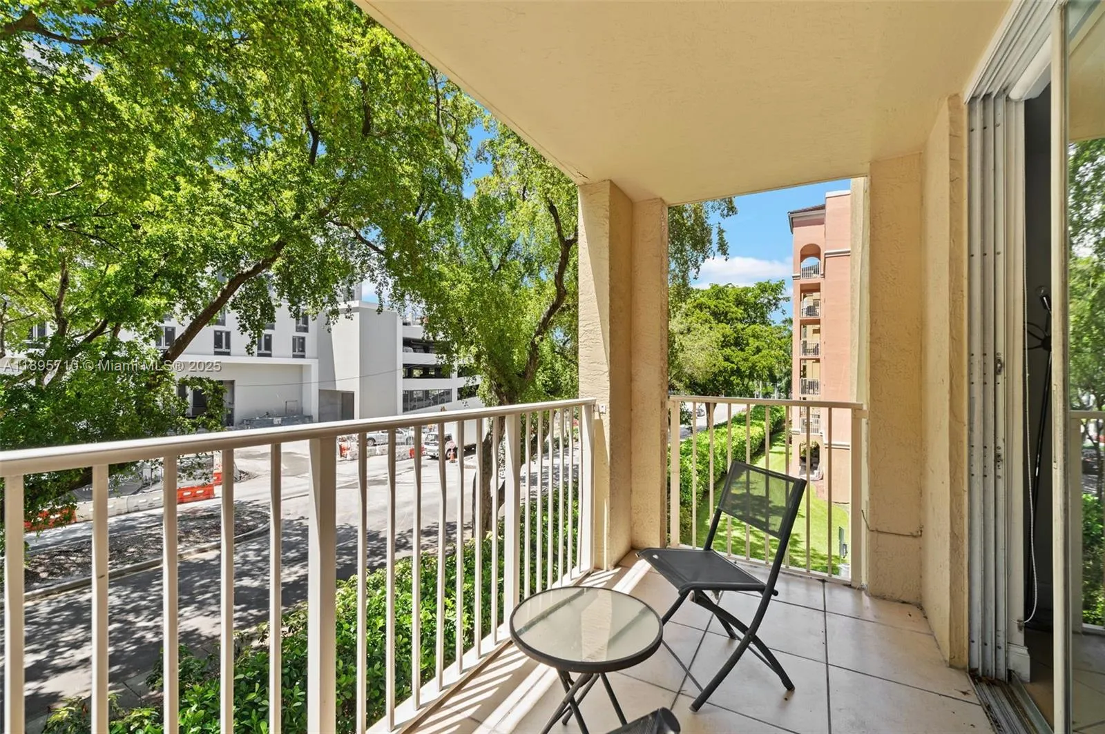 19555 E Country Club Dr, #8308