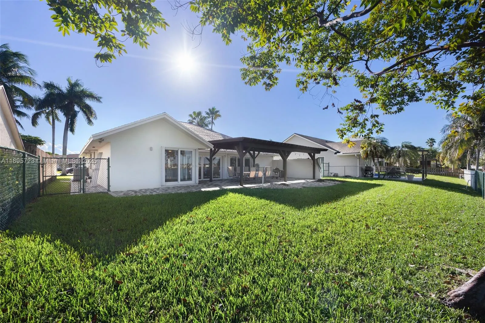 21960 SW 98th Ave