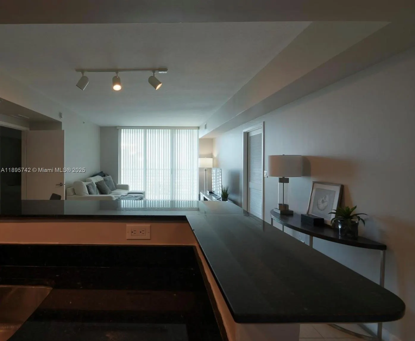 335 S Biscayne Blvd, #2707