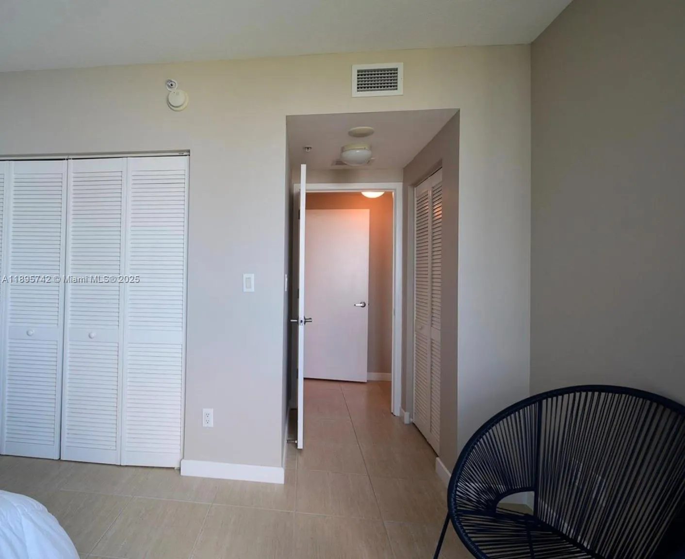 335 S Biscayne Blvd, #2707