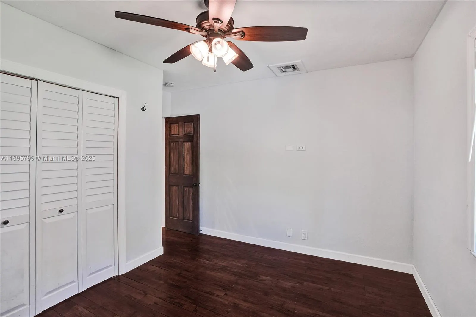 1413 NE 17th Way