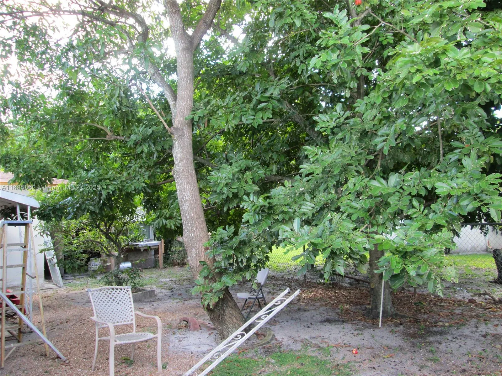 3346 NW 23rd Ct