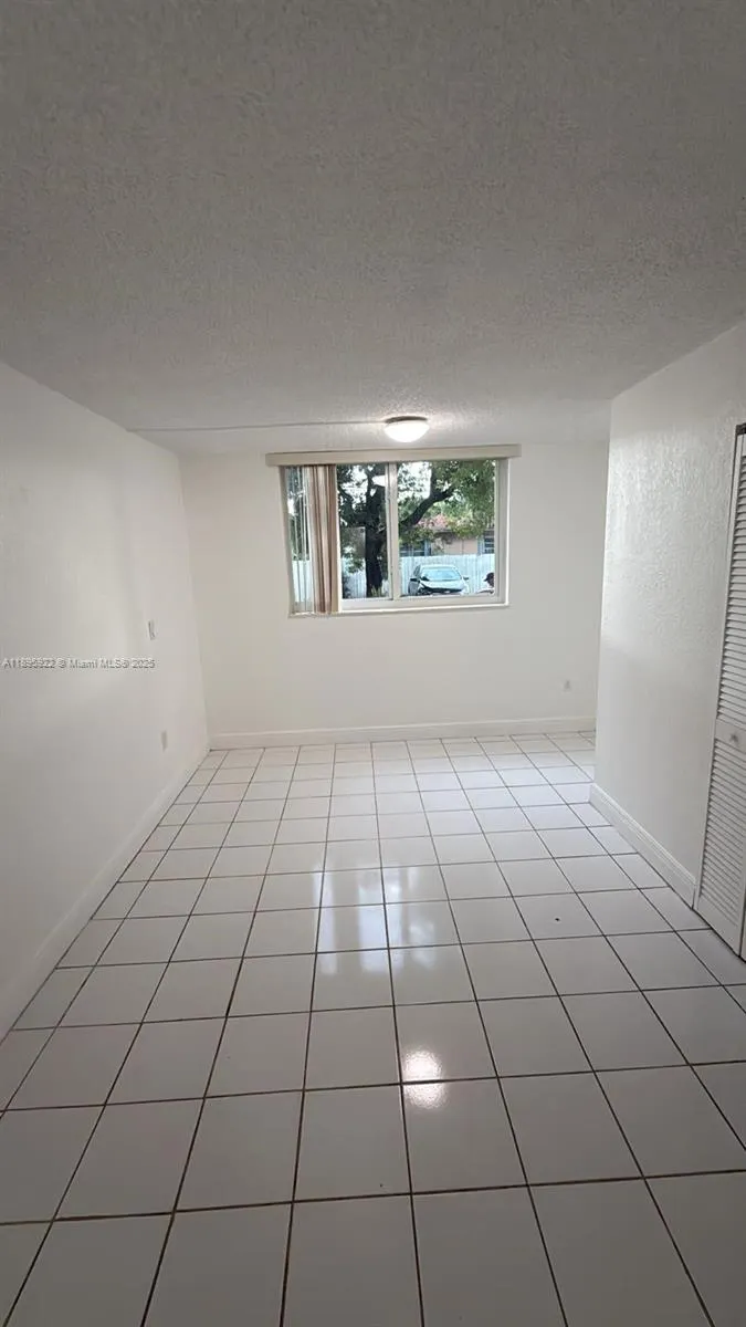 1251 NE 108th St, #110