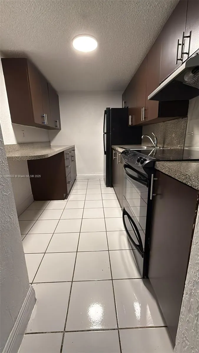 1251 NE 108th St, #110