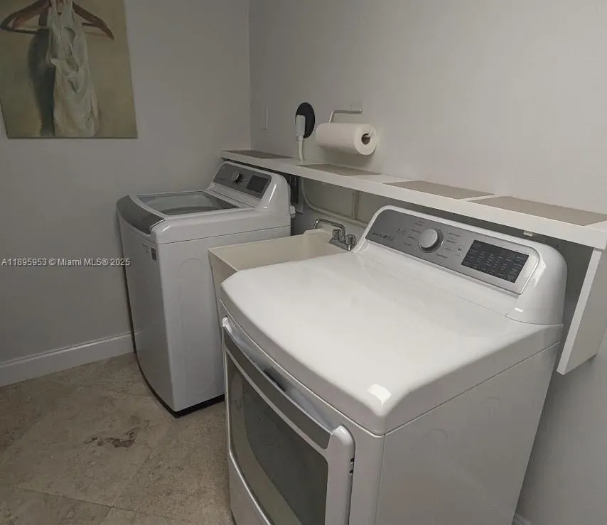 777 Bayshore Dr, #1203