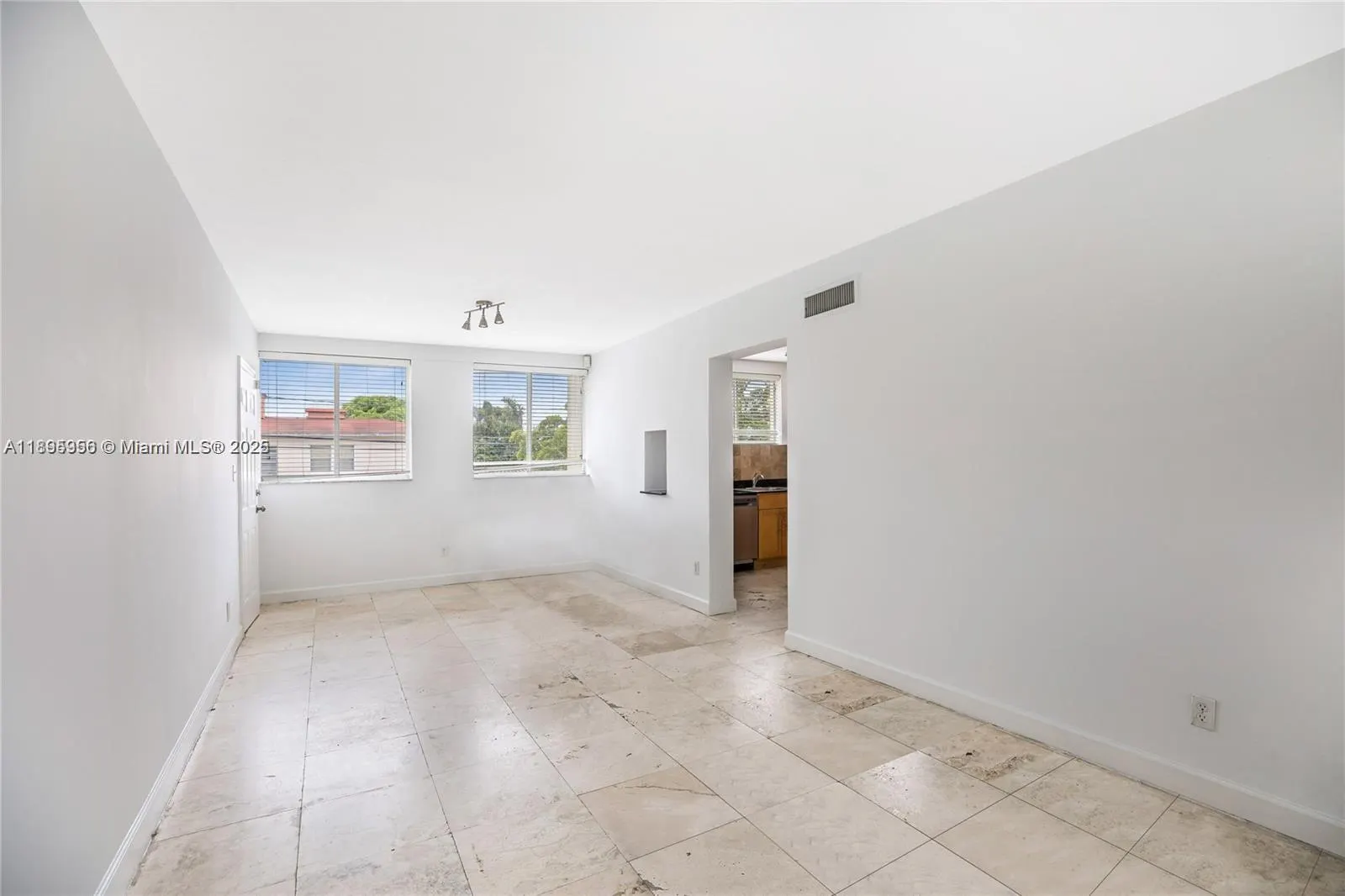 1025 SW 7th Ave, #9