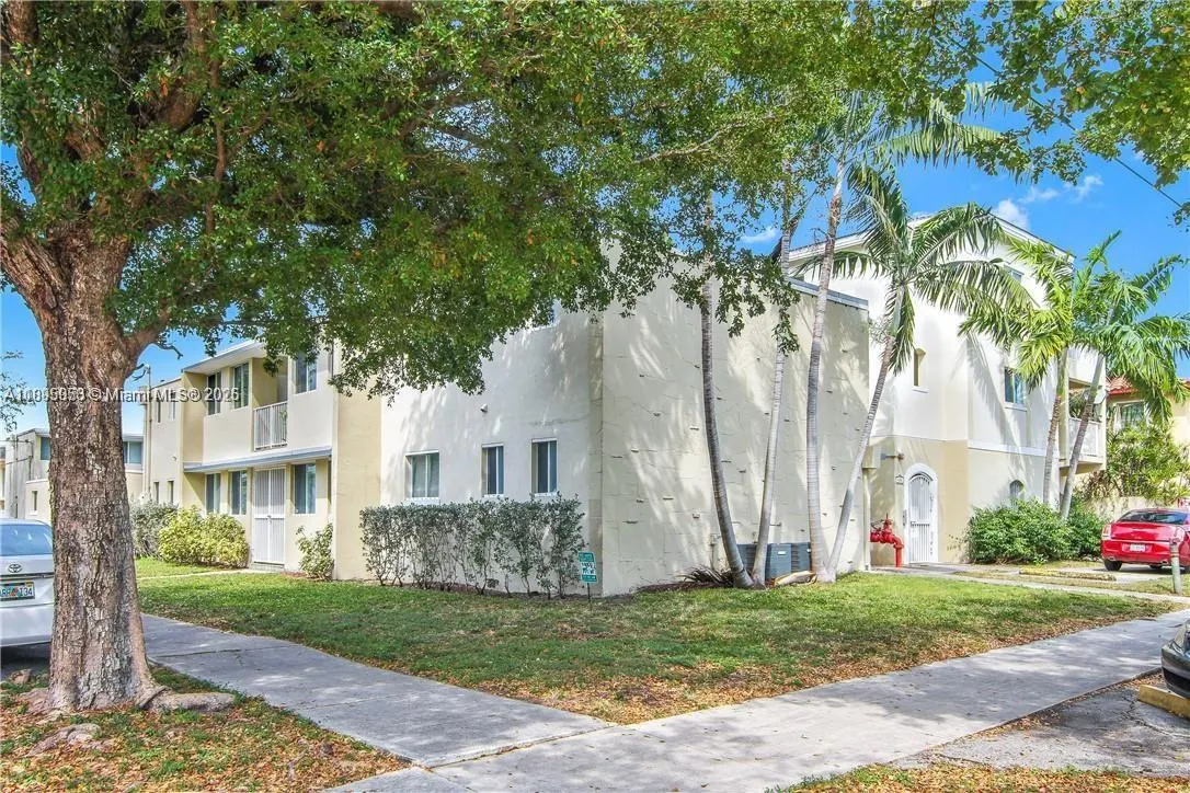 1025 SW 7th Ave, #9