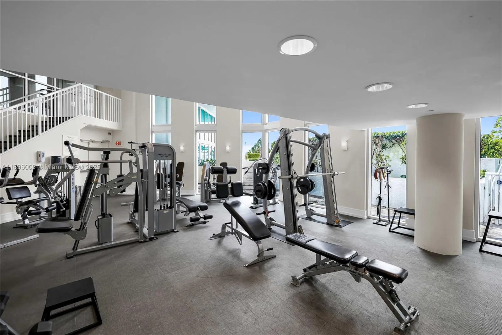 3131 NE 188th St, #2-1005