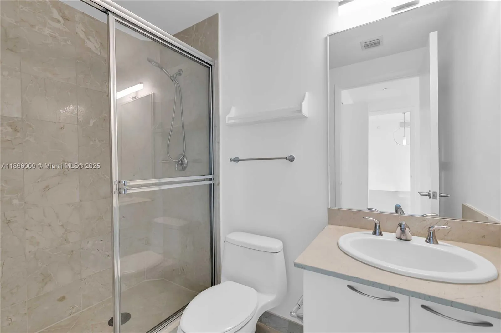 3131 NE 188th St, #2-1005