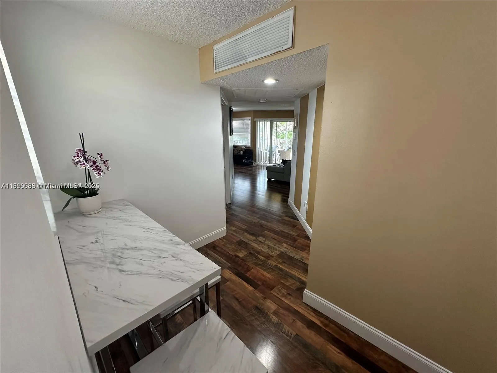 2278 SE 27th Dr, #201-G