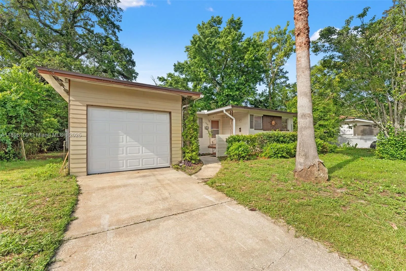 7060 PERKE DR