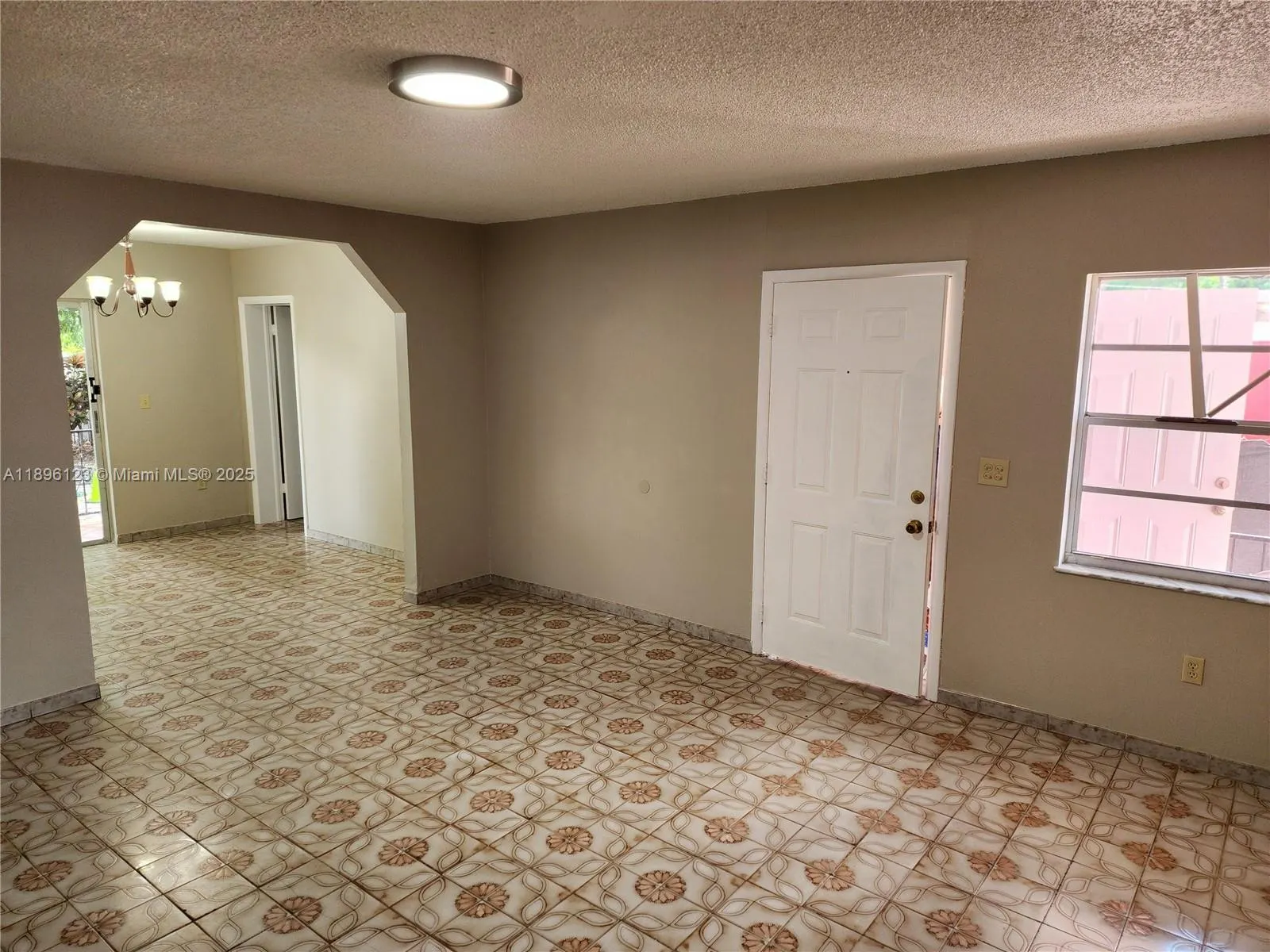 74 E 17th St, #70