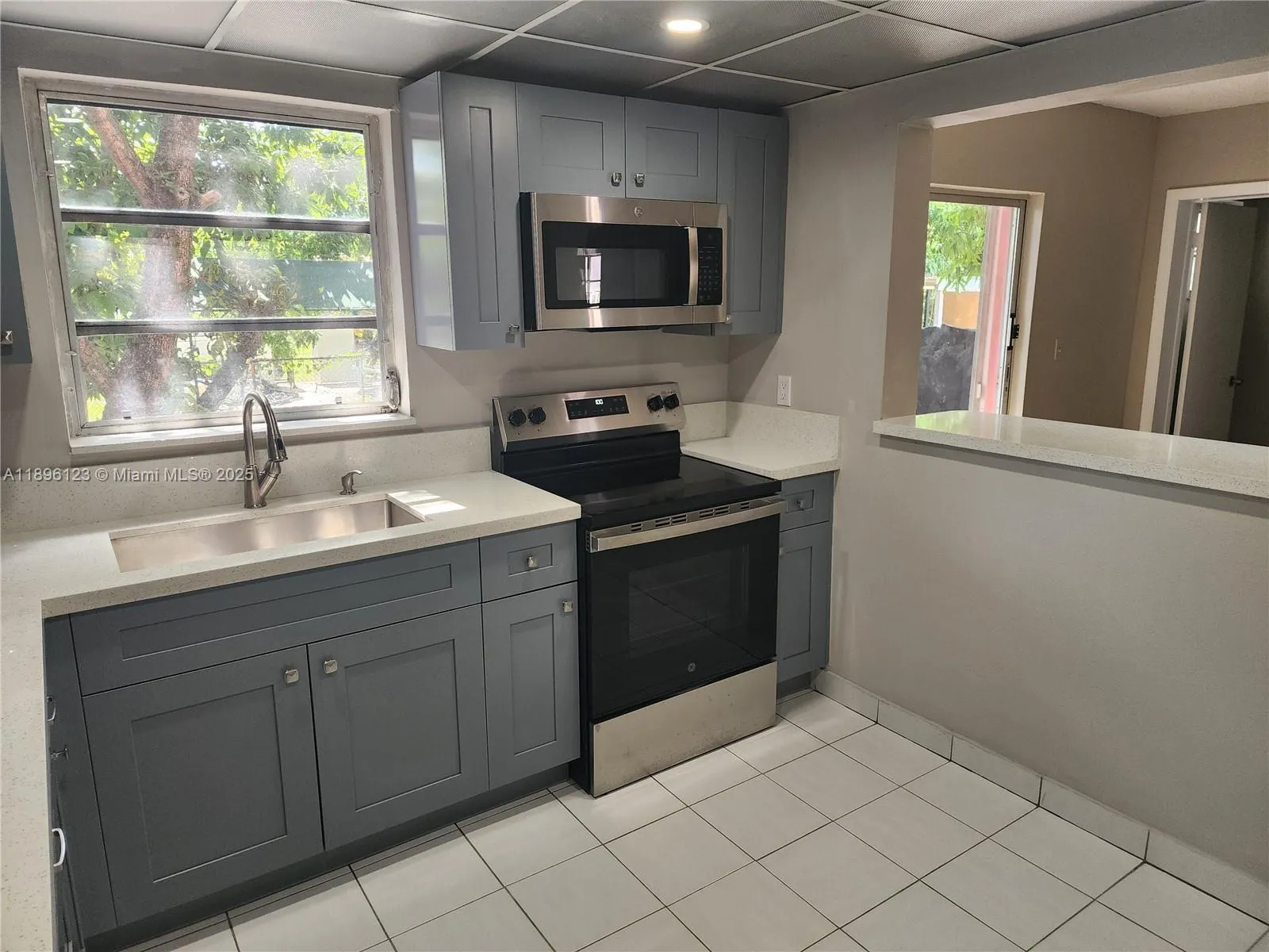 74 E 17th St, #70