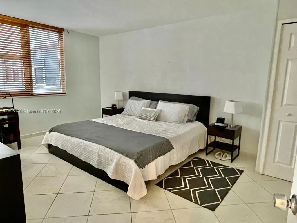 2030 S Ocean Dr, #801