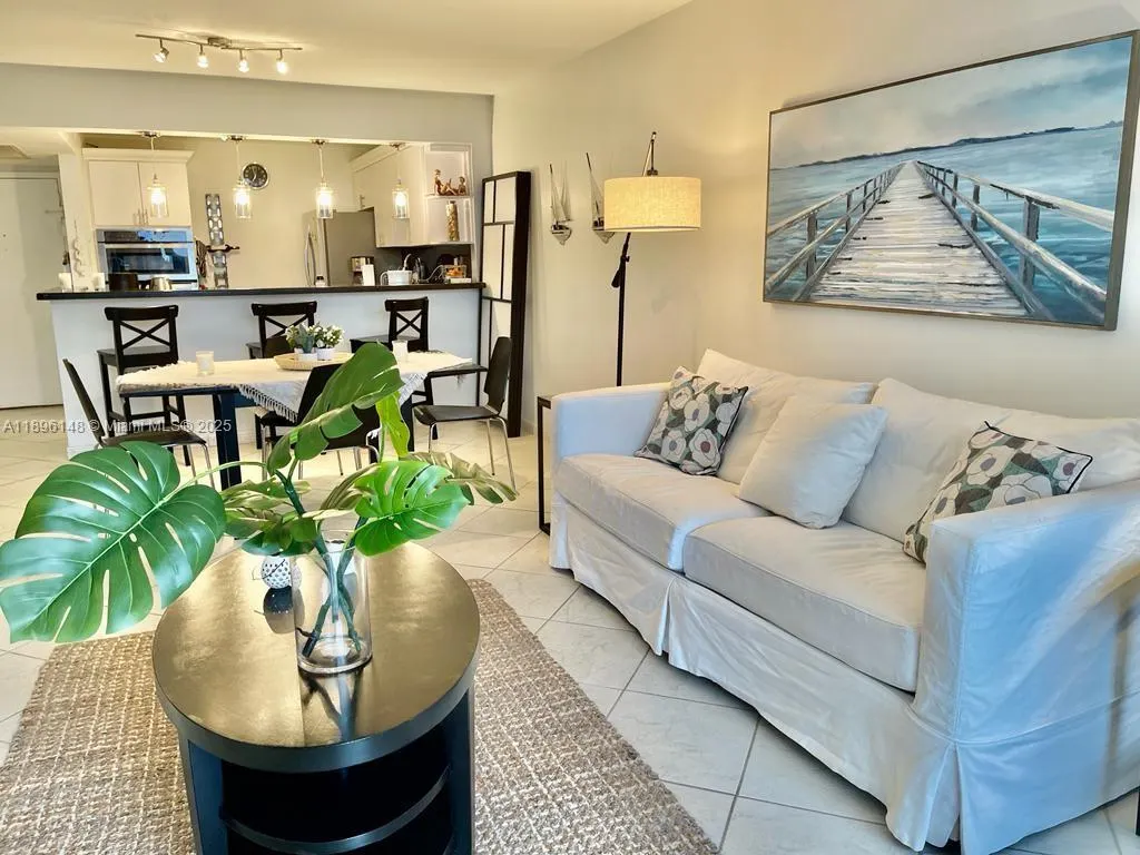 2030 S Ocean Dr, #801