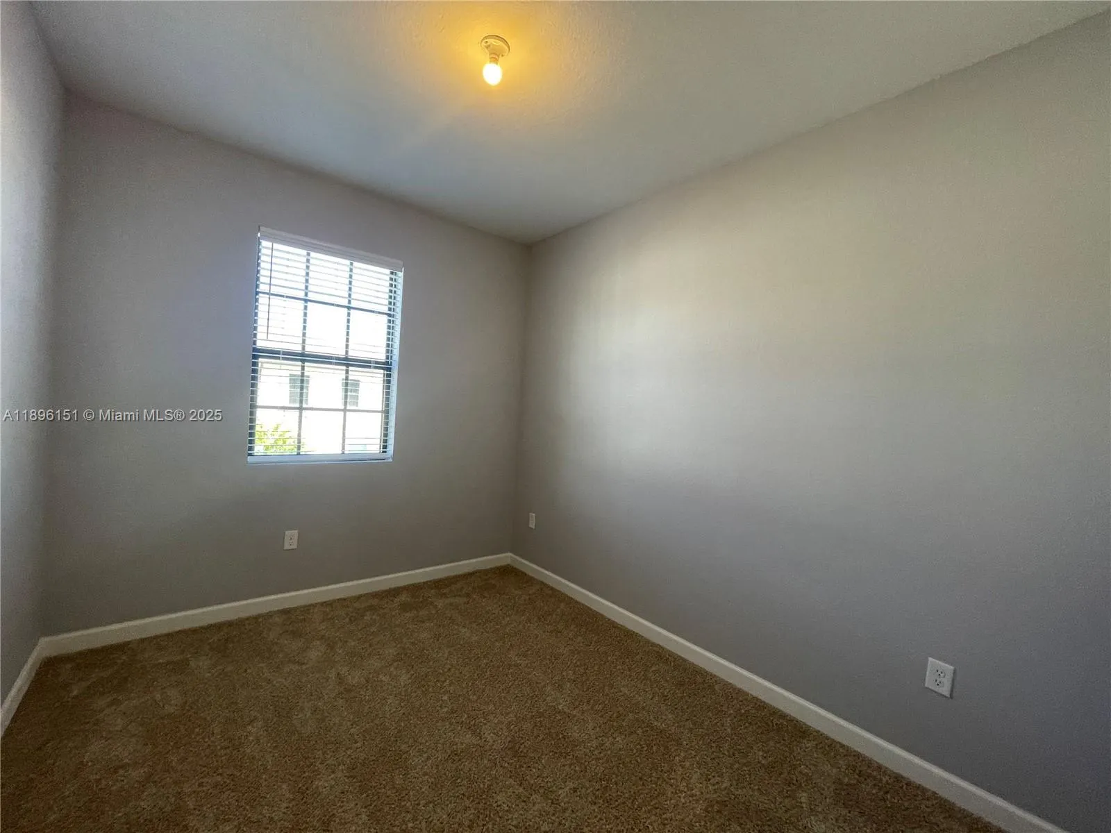 1120 SW 7th Ct, #0