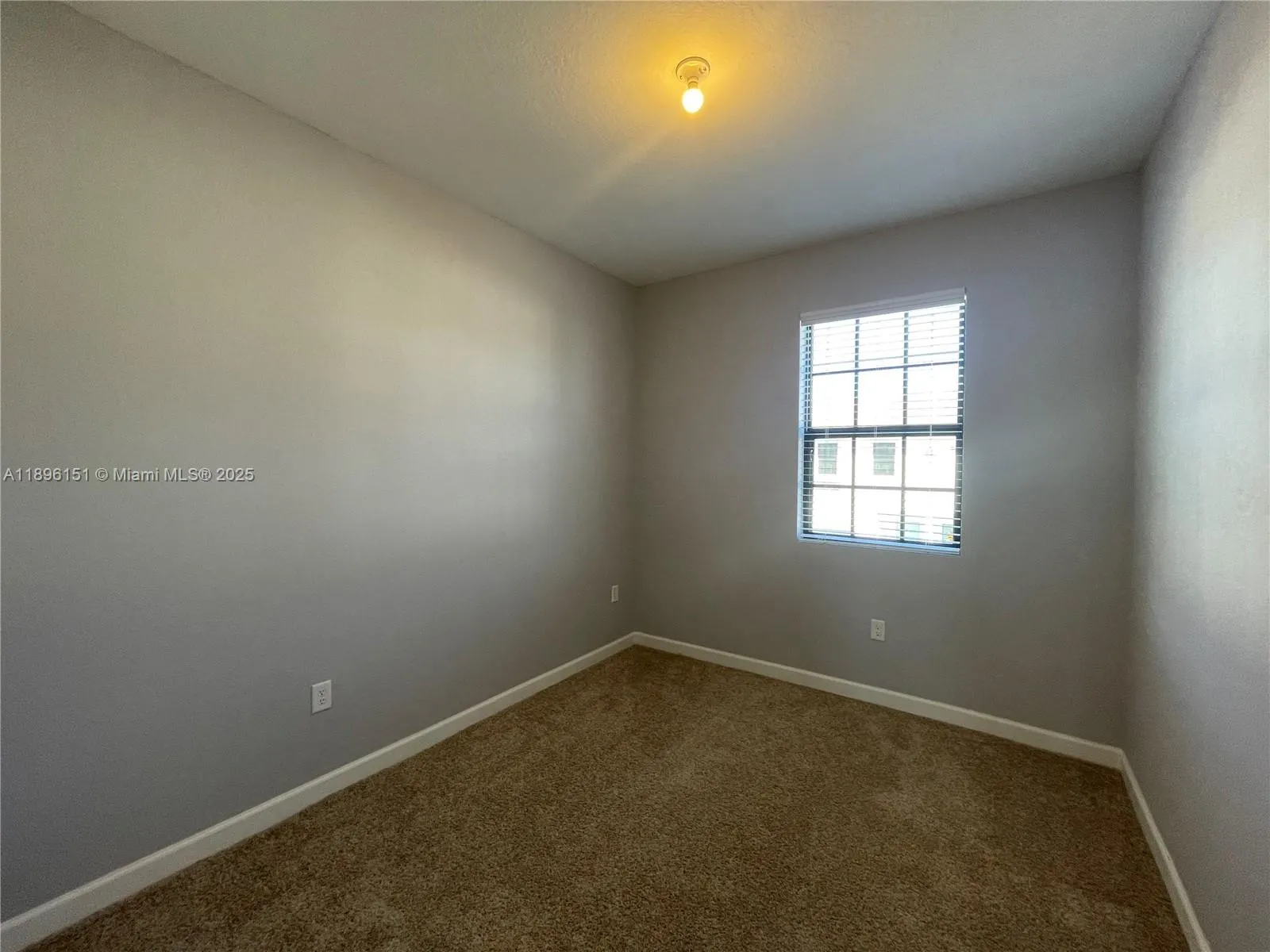 1120 SW 7th Ct, #0