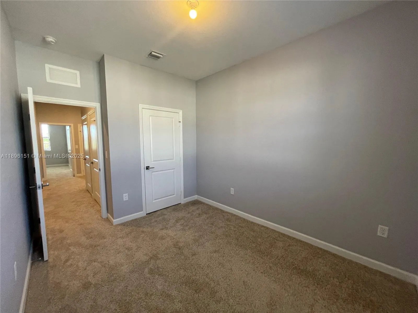 1120 SW 7th Ct, #0