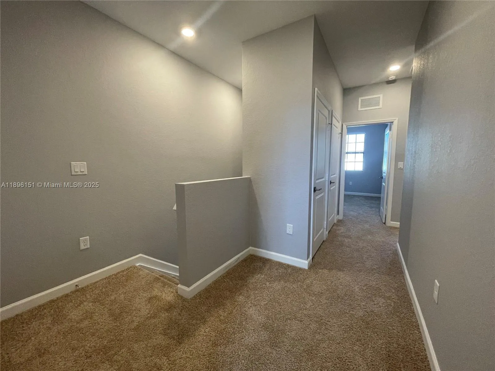 1120 SW 7th Ct, #0