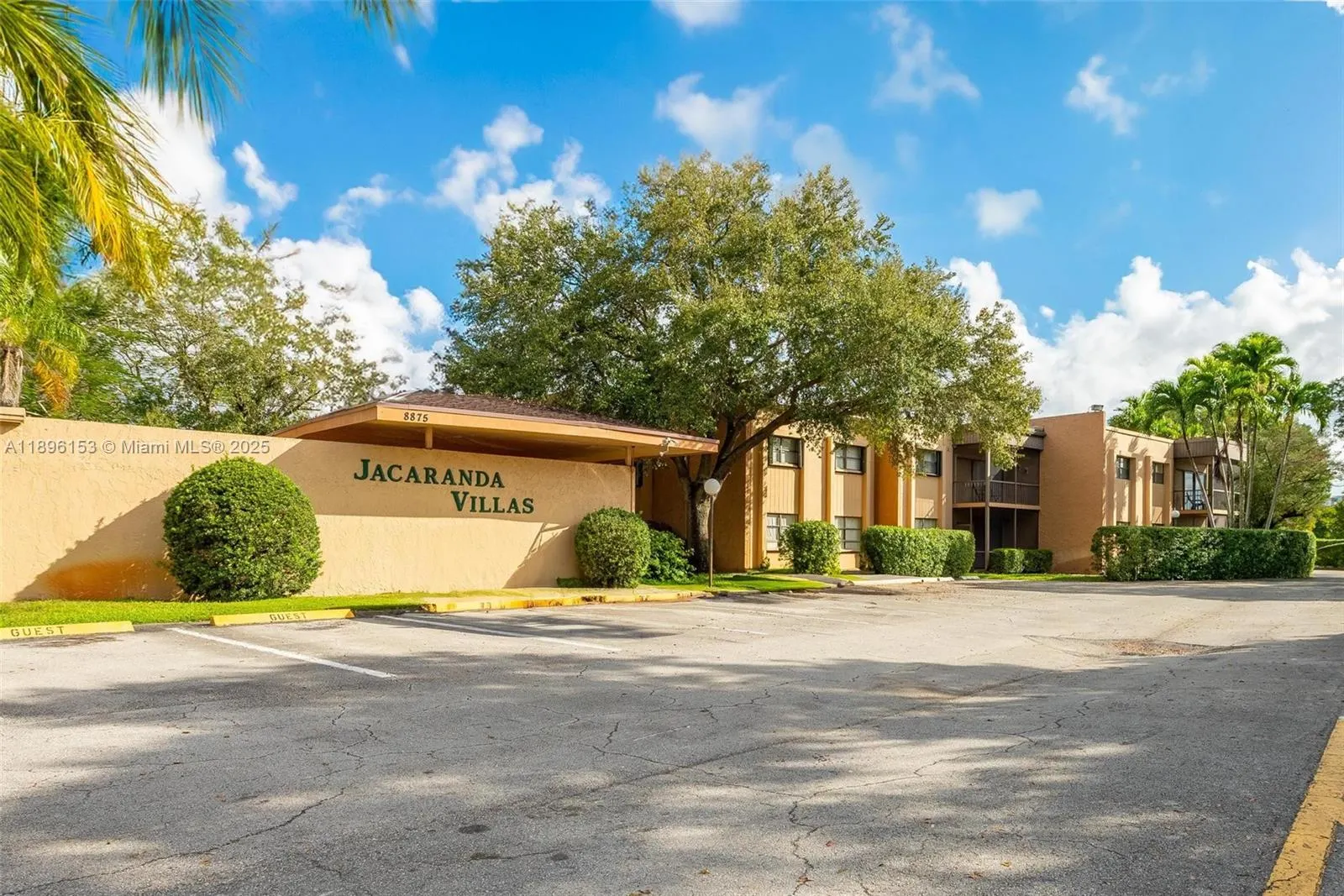 8901 N New River Canal Rd, #14W