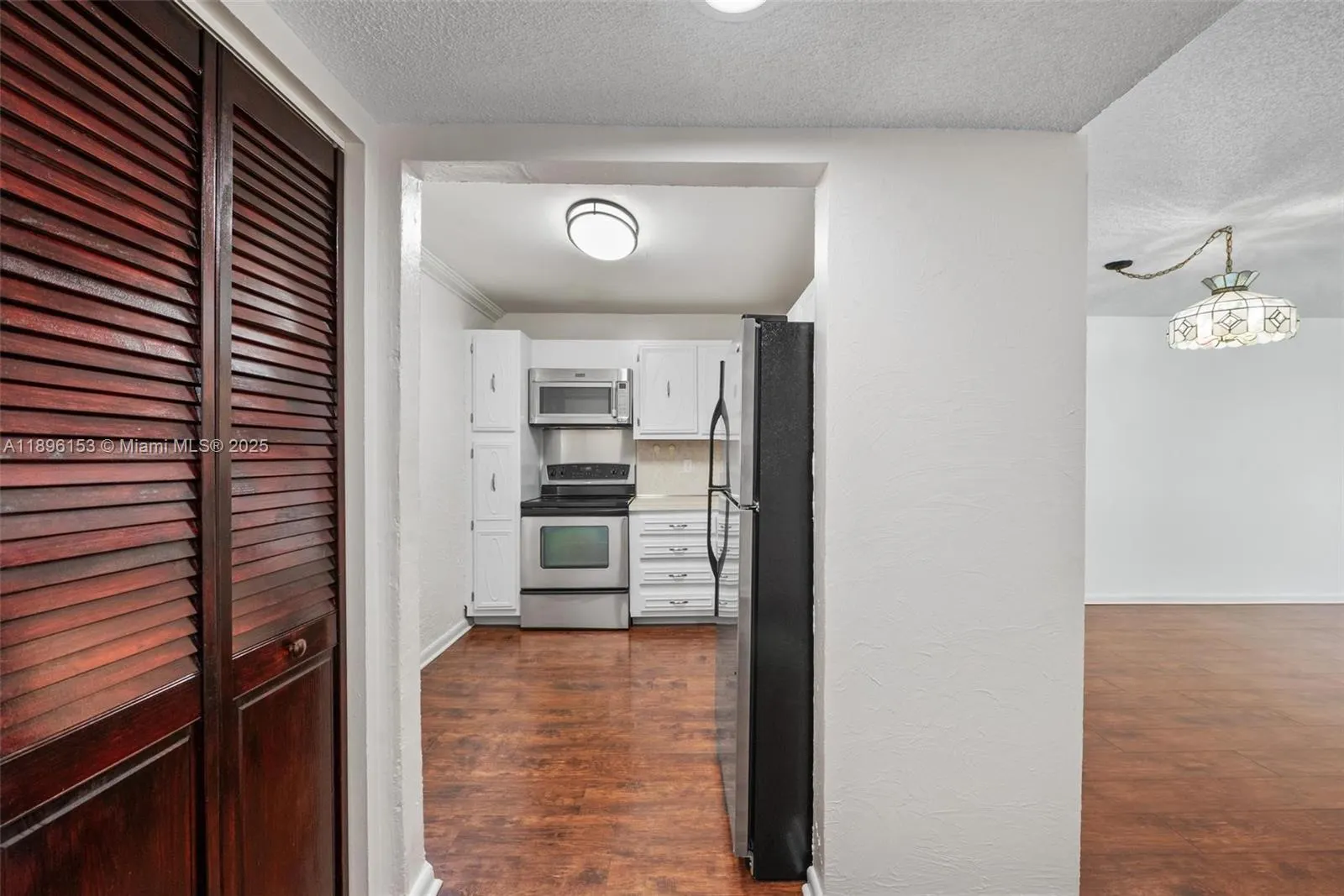 8901 N New River Canal Rd, #14W