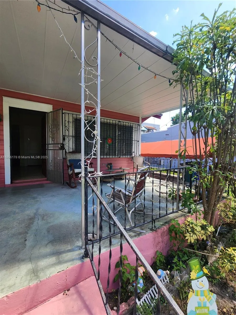 315 SW 14th Ave