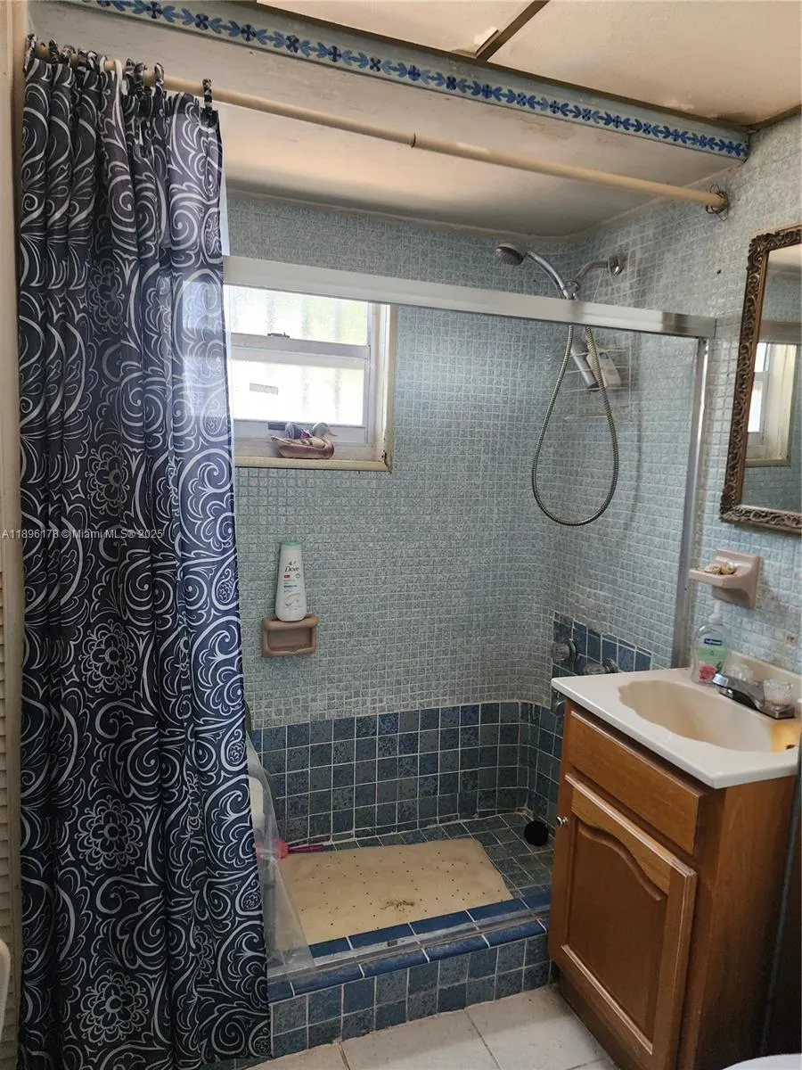 315 SW 14th Ave