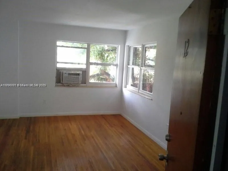 845/847/849 Michigan Ave
