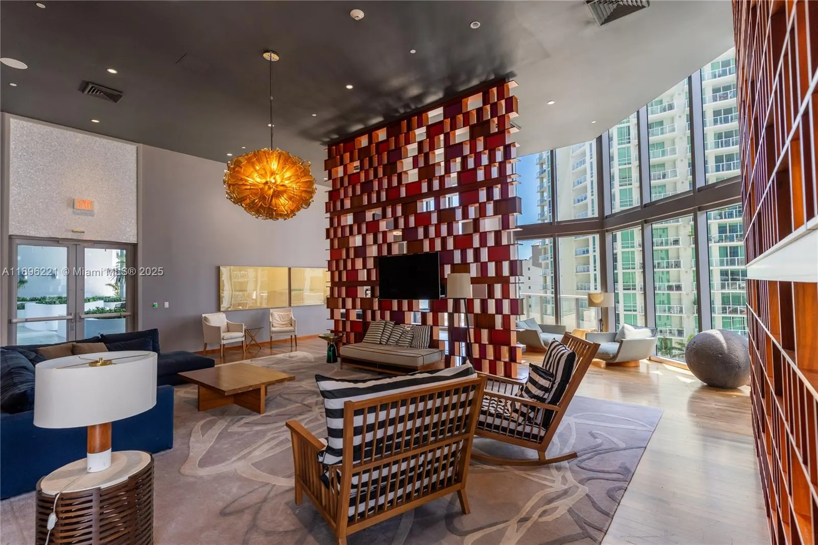 1300 Brickell Bay Dr, #808