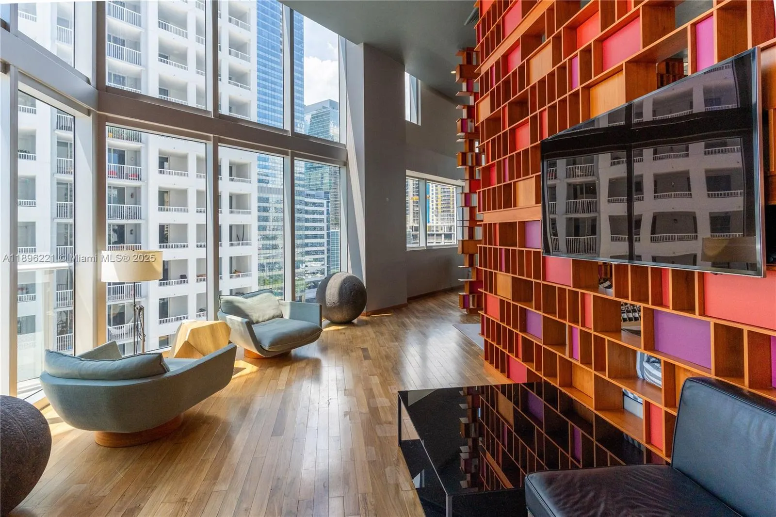 1300 Brickell Bay Dr, #808