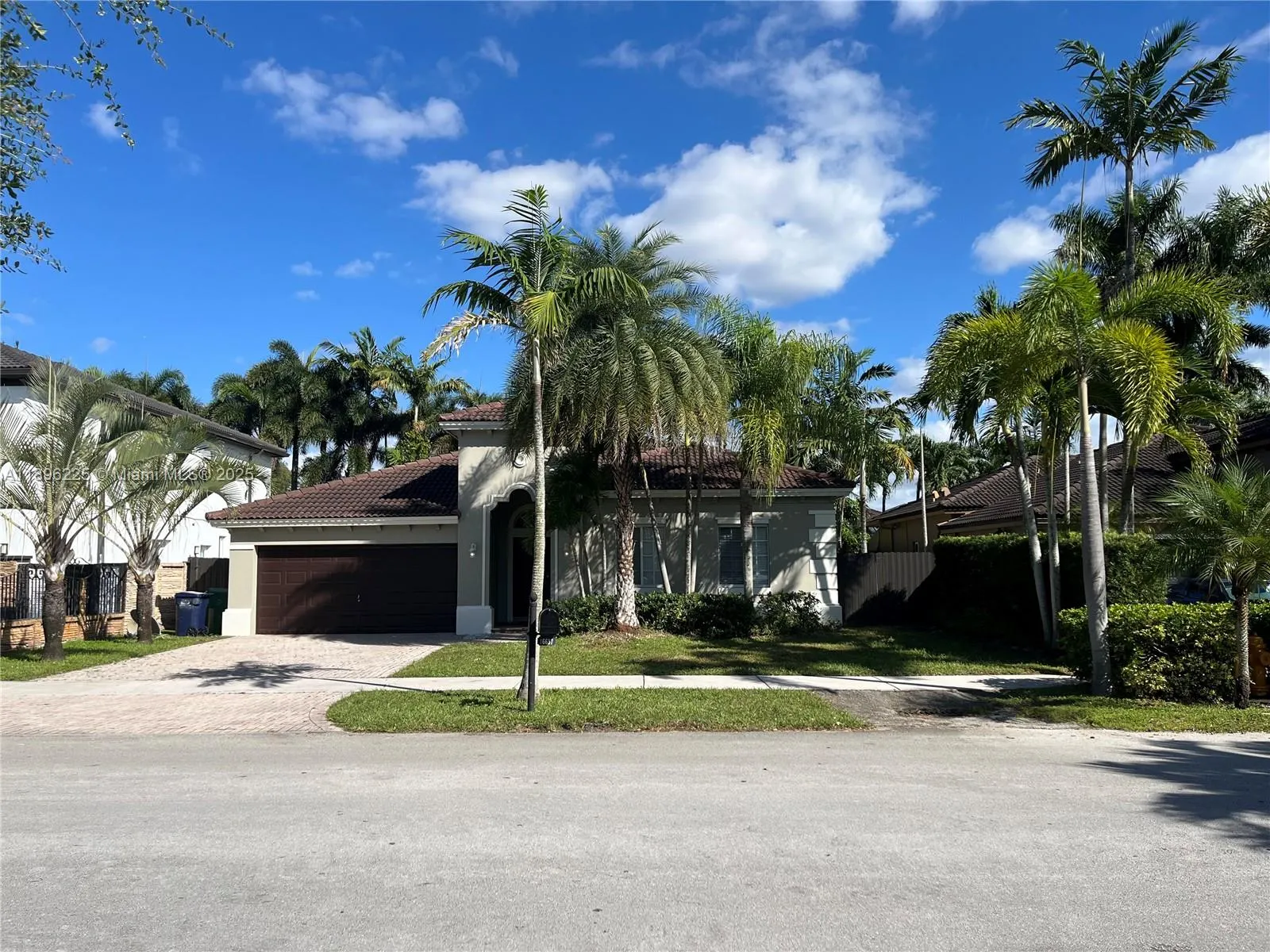 16637 SW 52nd St