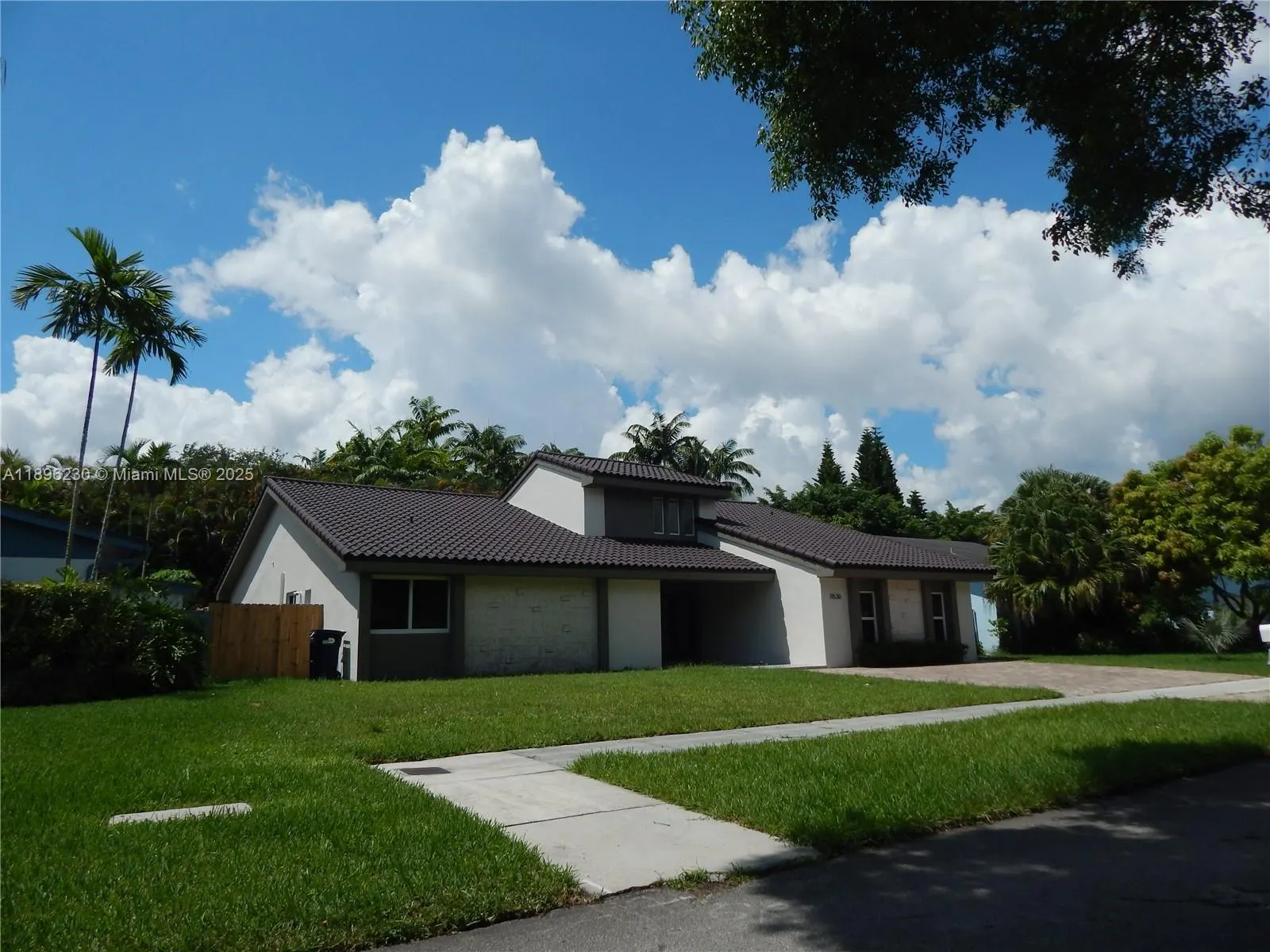 11530 SW 92nd St