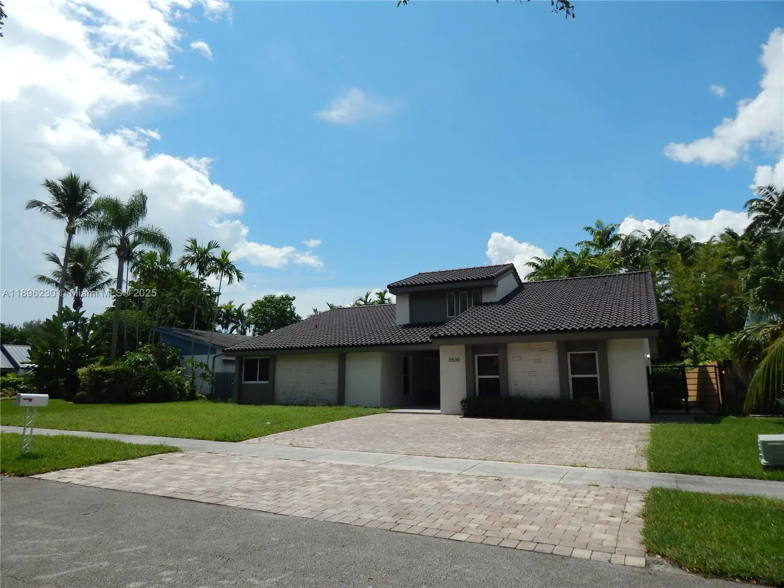 11530 SW 92nd St