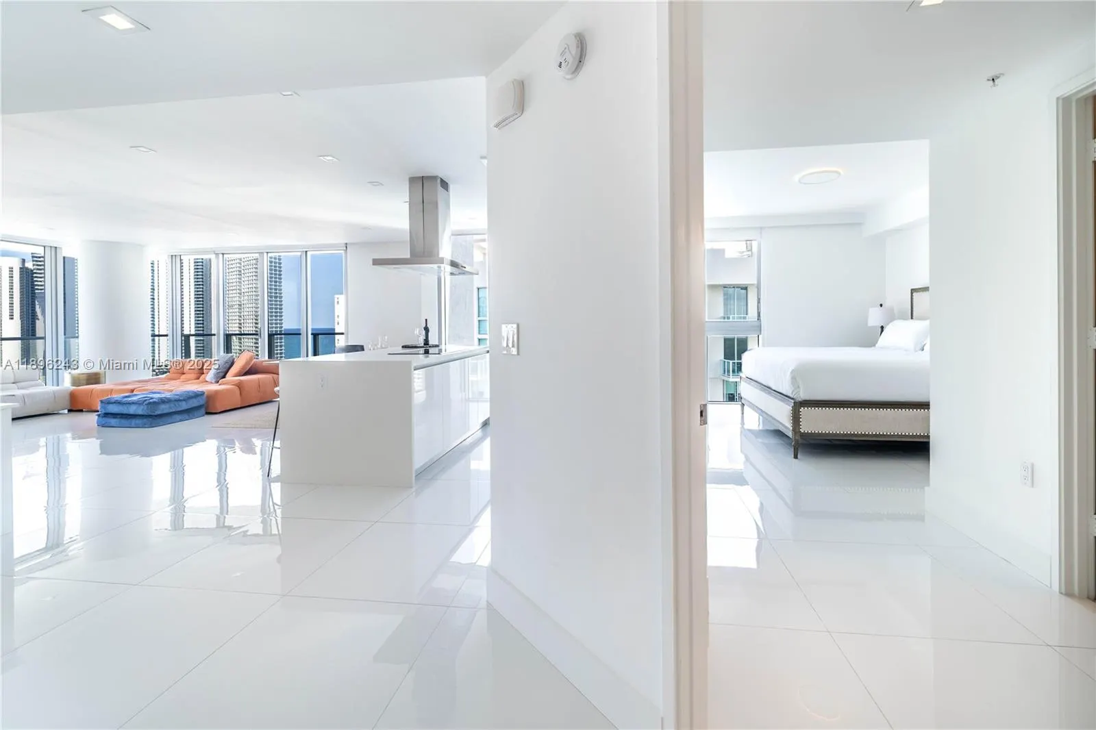 300 Sunny Isles Blvd, #4-1901