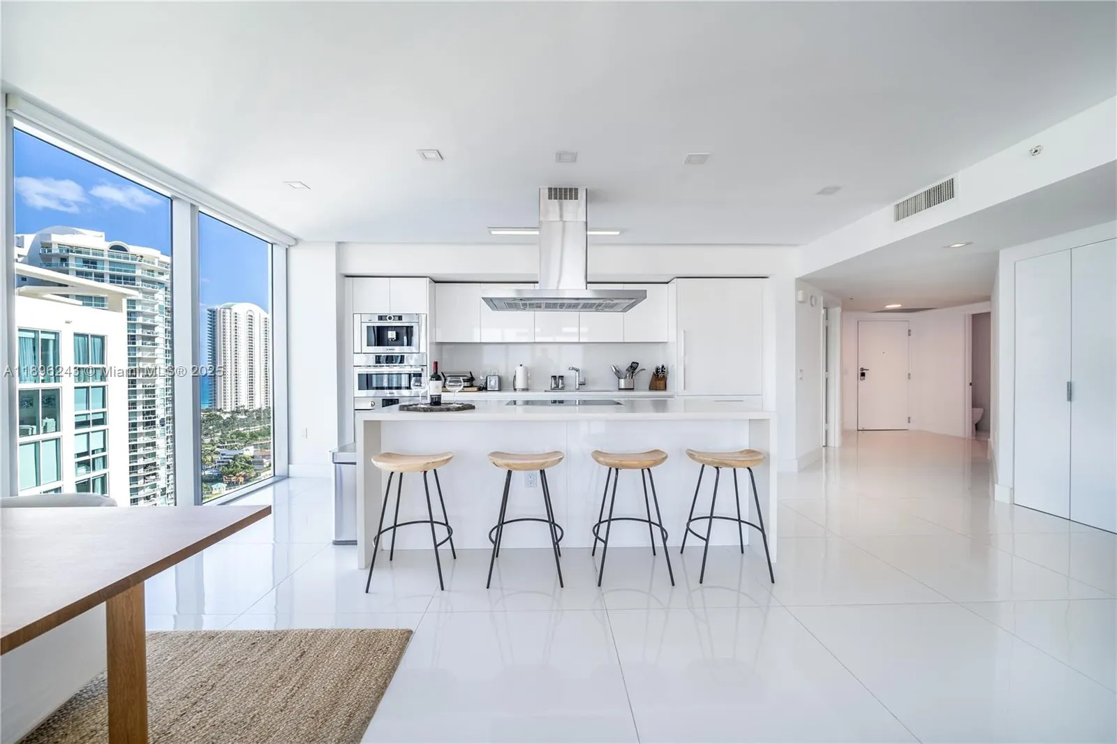300 Sunny Isles Blvd, #4-1901