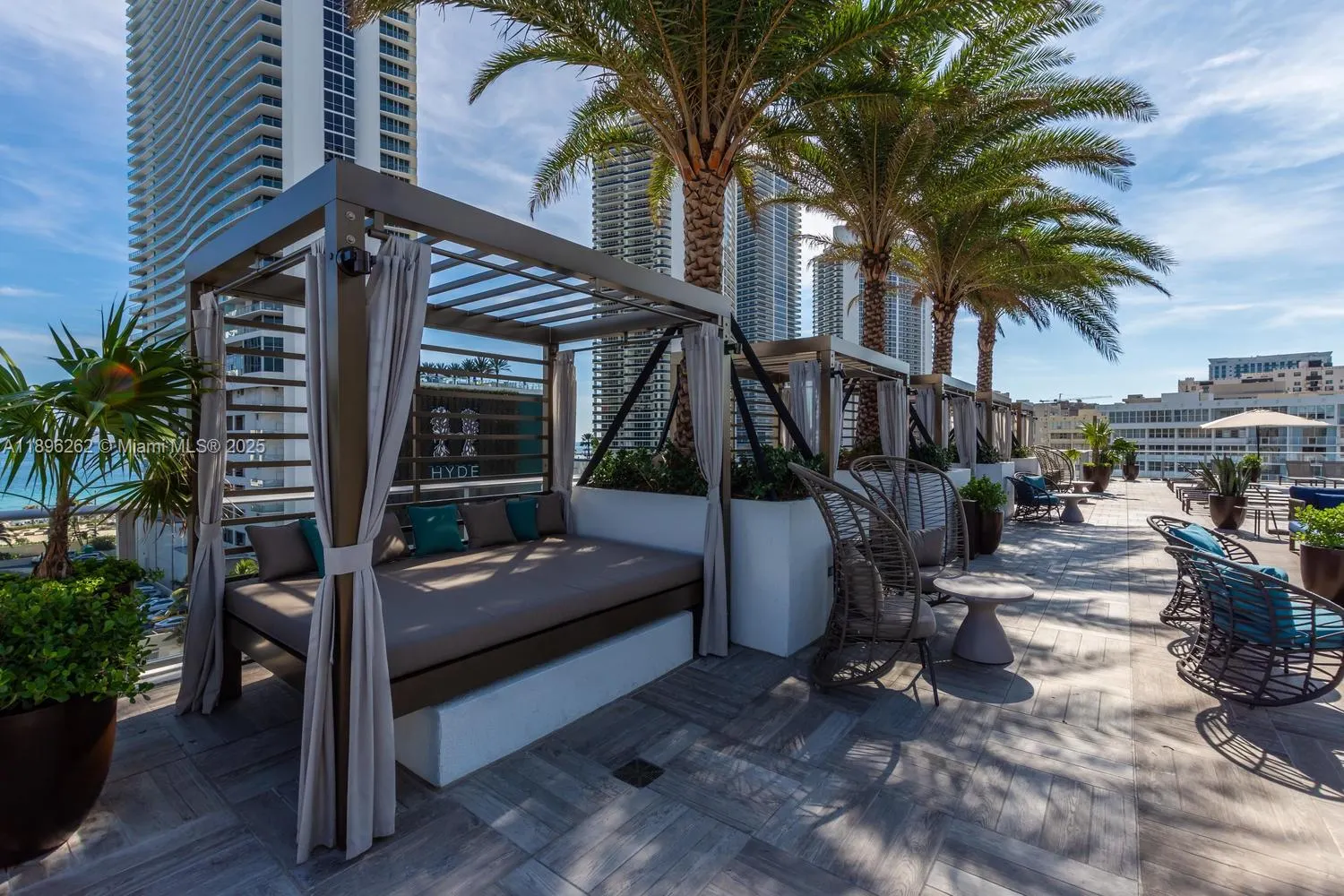 4010 S Ocean Dr, #R2004