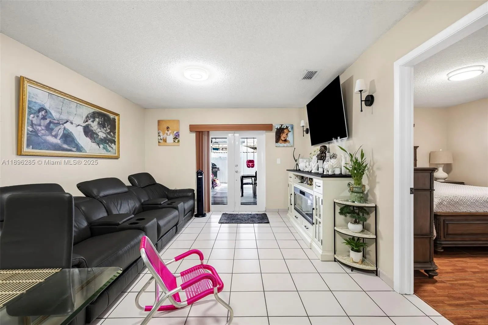 4191 W 10th Ave