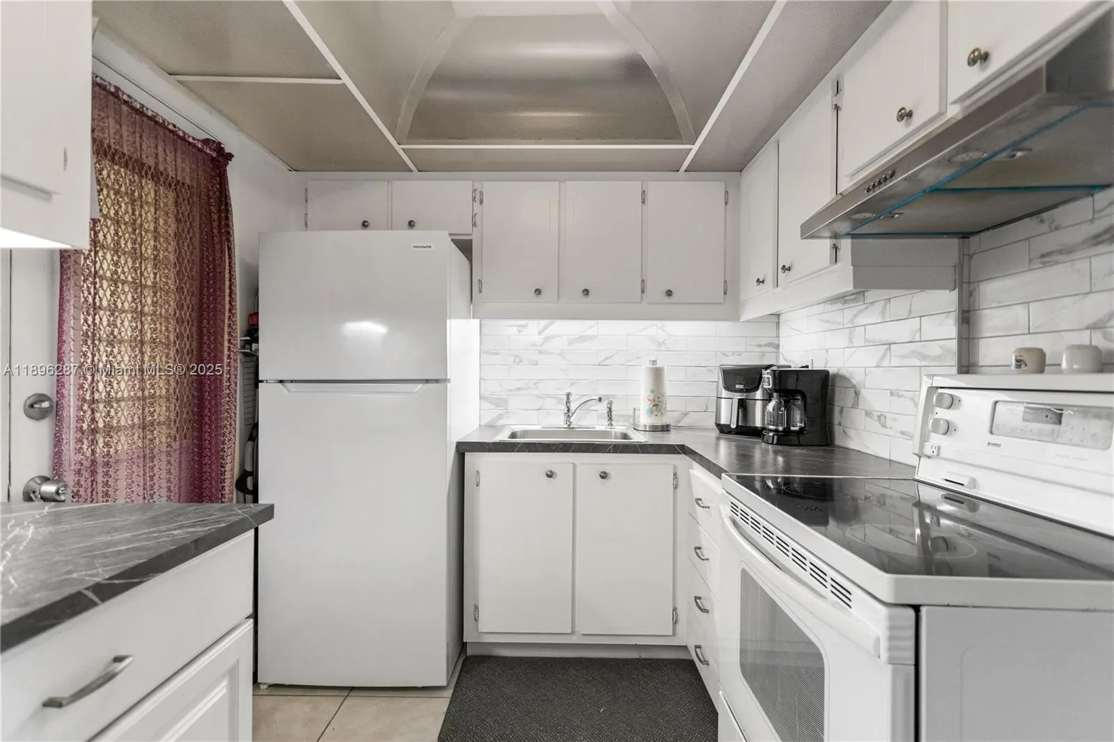 17001 NE 13th Ave, #214