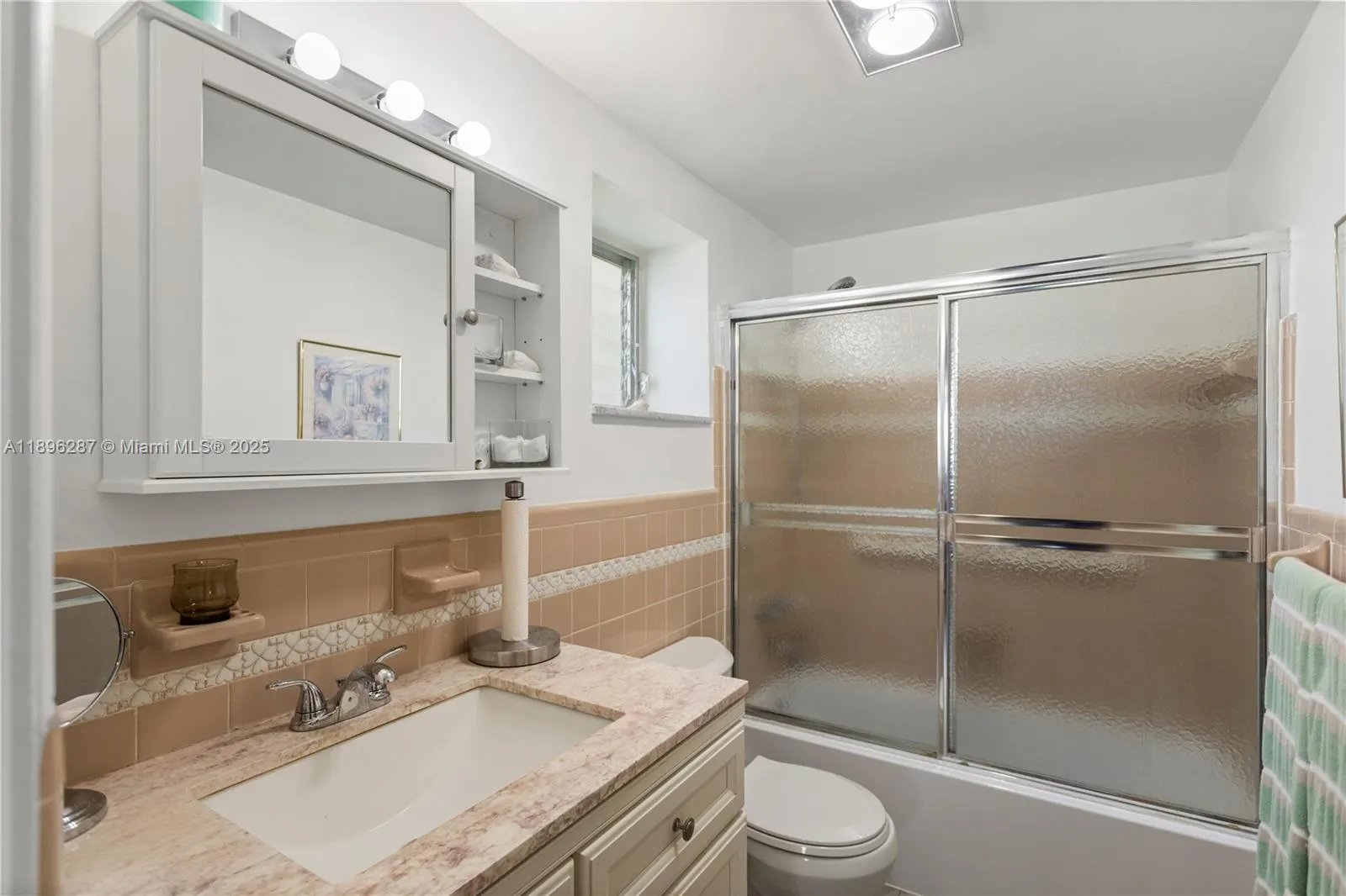 17001 NE 13th Ave, #214