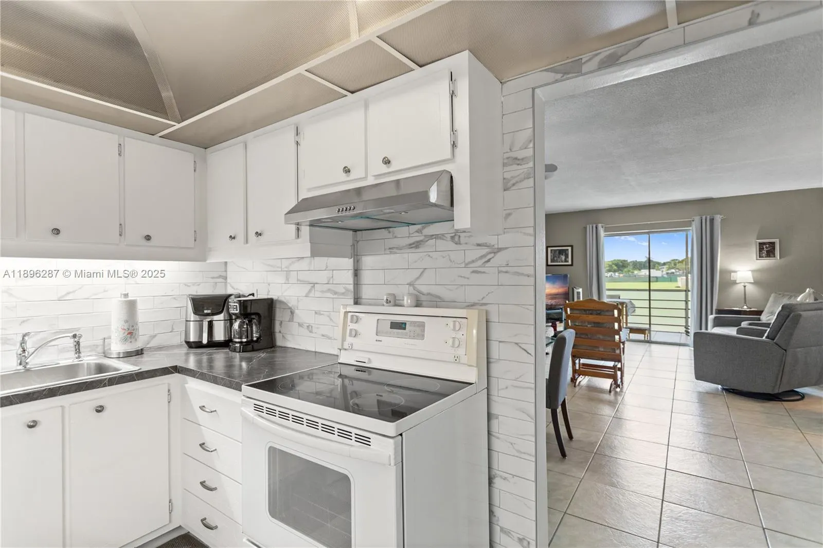 17001 NE 13th Ave, #214
