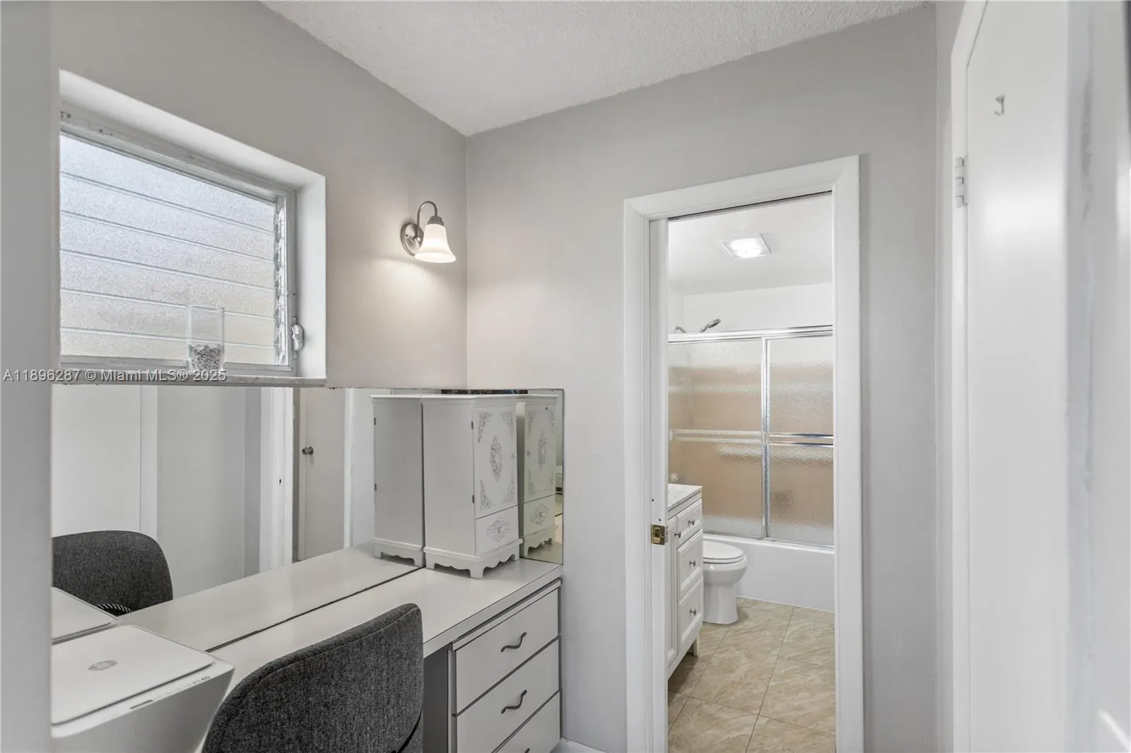 17001 NE 13th Ave, #214