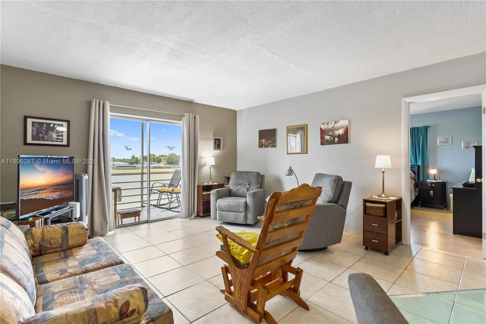 17001 NE 13th Ave, #214