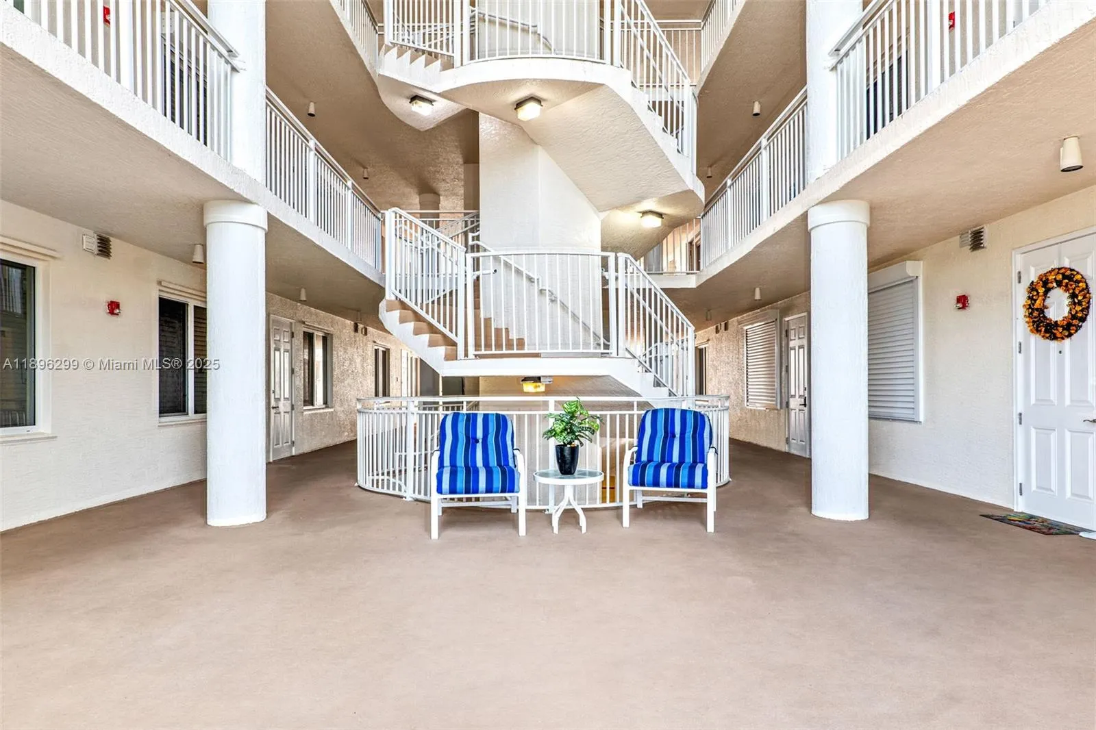 601 N Miramar, #107