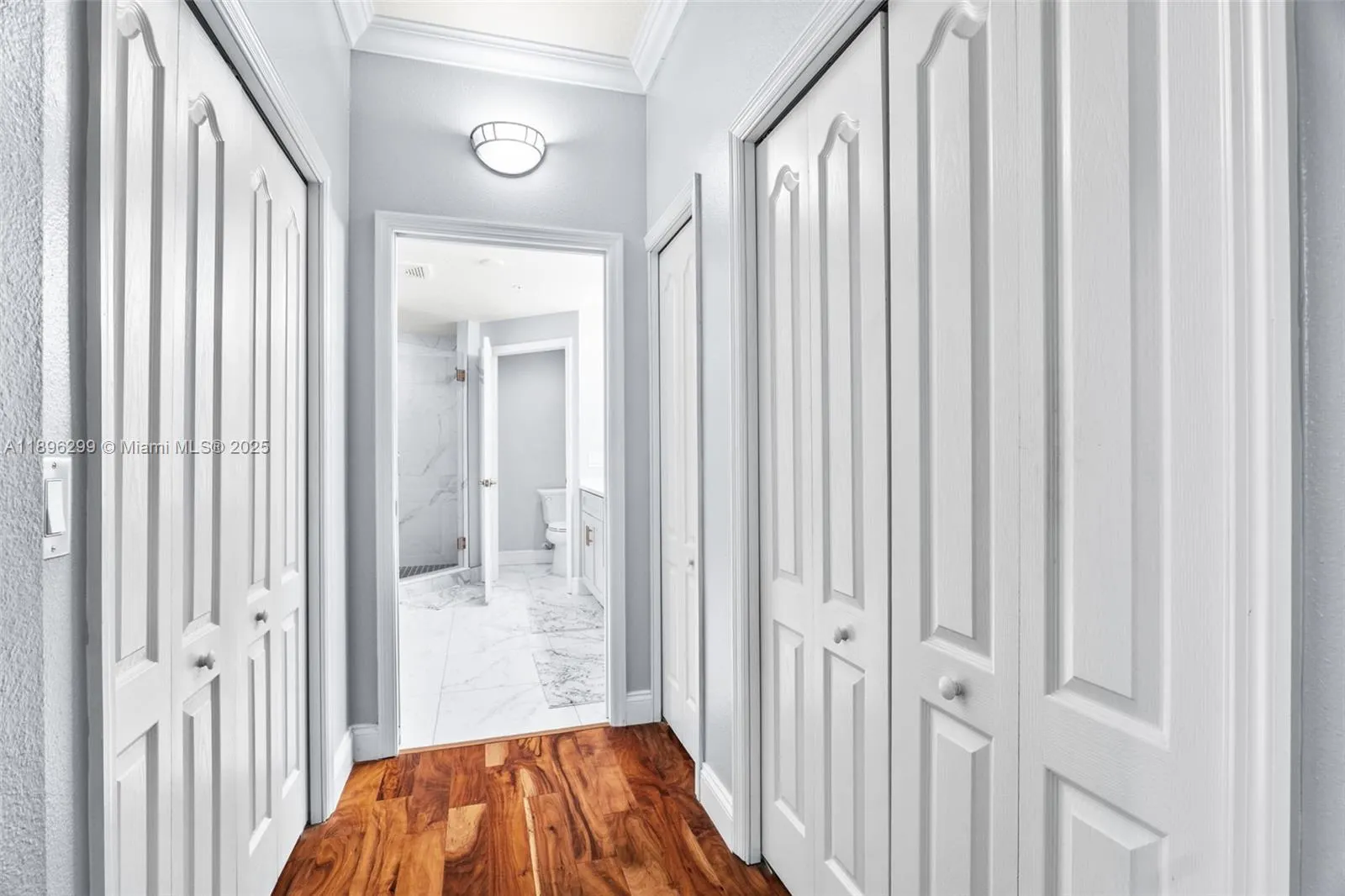 601 N Miramar, #107