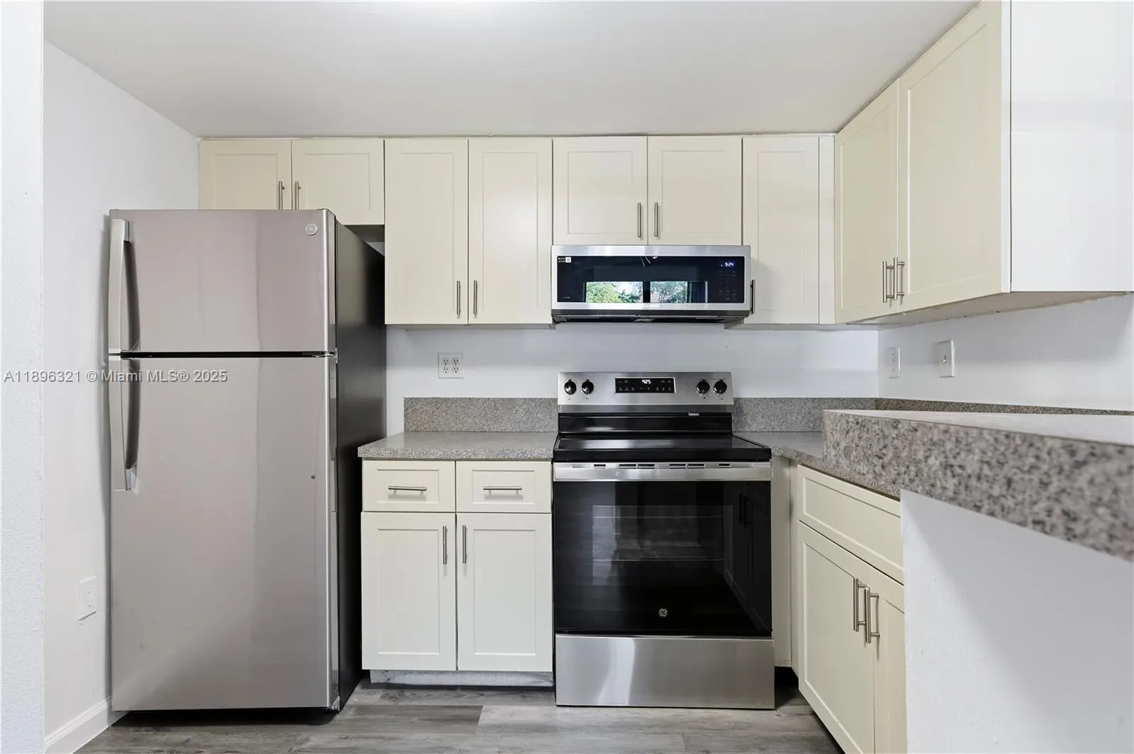 9877 Nob Hill Ct, #9877