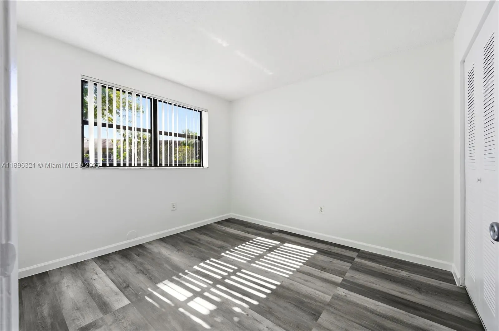9877 Nob Hill Ct, #9877