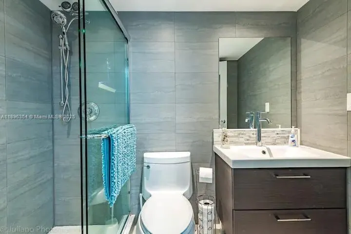 3901 S Ocean Dr, #2H
