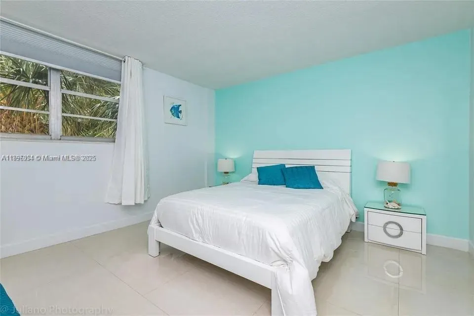 3901 S Ocean Dr, #2H
