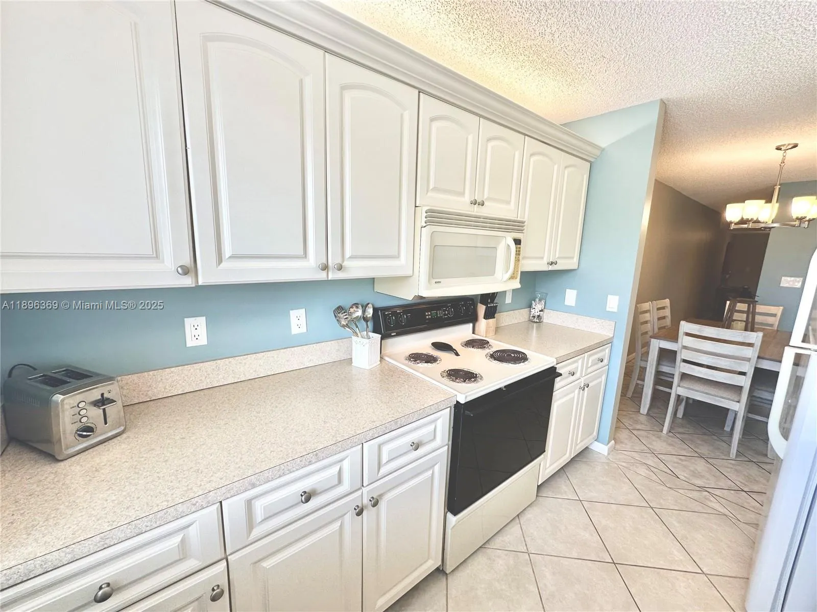 353 S Us Highway 1, #E103