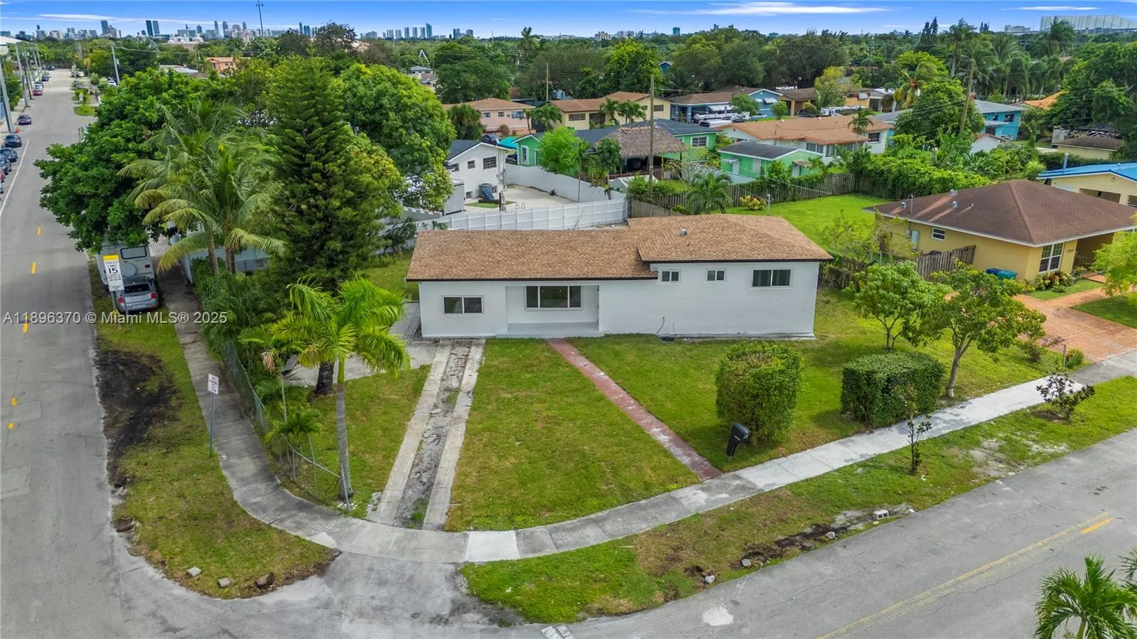 1140 NW 193rd St